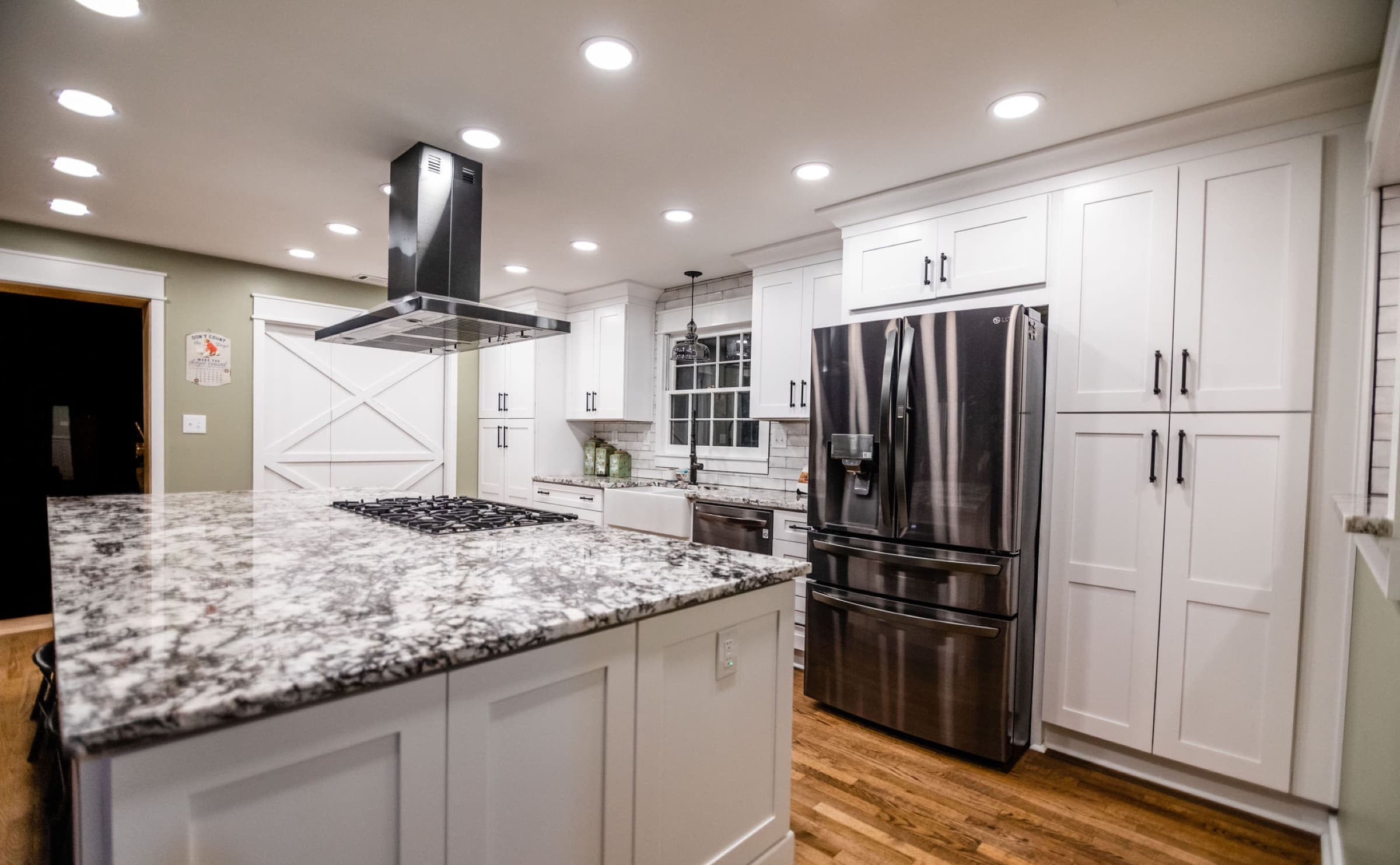 Acworth kitchen remodel — farmhouse sink and granite countertop