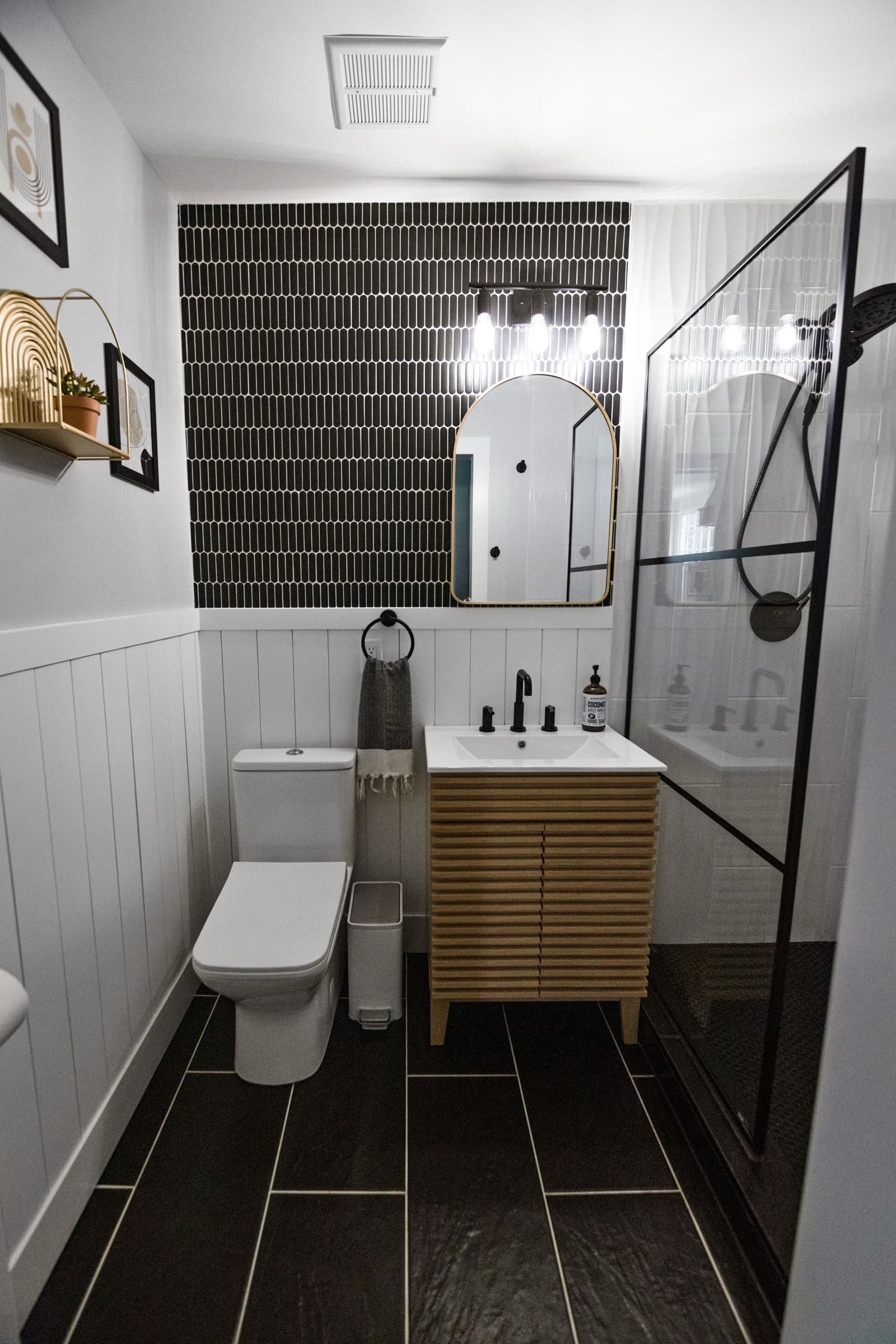 Candlestick Ct Downstairs Bathroom